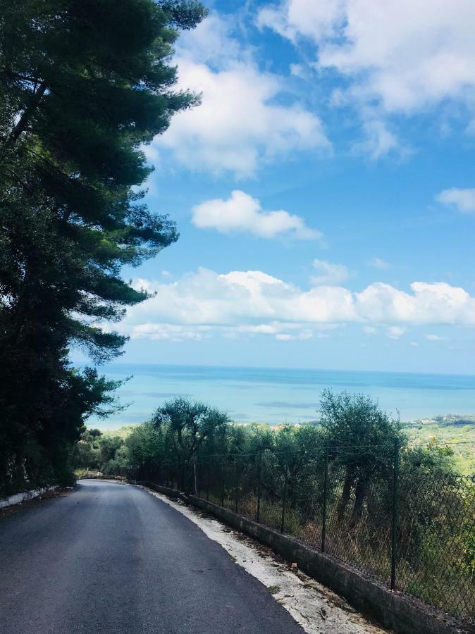 Casa Michela Villa Vico Del Gargano Luaran gambar